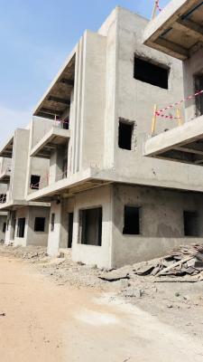 4 Bedroom Detached Duplex with a Room BQ