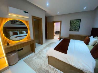 Fully Furnished, Luxury 2 Bedroom Apartment for Rent