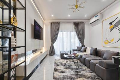 2 Bedroom Apartment with Swimming Pool, Gym, Snooker Board, Table