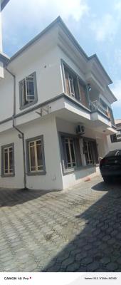 Mini Flat in a Shared Apartment Building Now Out in Chevron