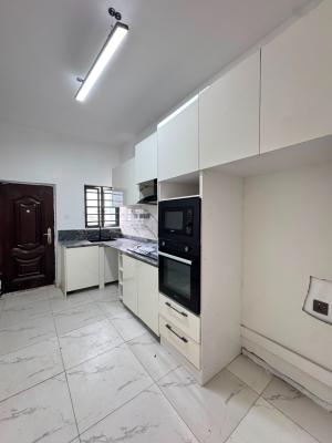 Spacious 1 and 2 Bedrooms Serviced Apartments.