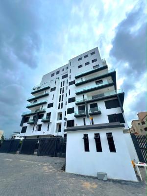 Prestigious 4 Bedroom Terraced Maisonette with Waterside Swimming Pool — Ikoyi, Lagos