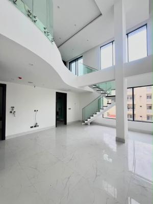 Prestigious 4 Bedroom Terrace Maisonette with Waterside Swimming Pool