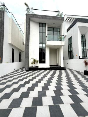 Luxury 5 Bedroom Fully Detached Duplex