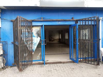 Very Big Shop Ground Floor in a Complex Directly