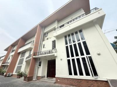 4 Bedroom Terrace Duplex with a Room BQ and Spacious Living Room