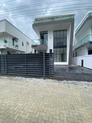 5 Bedroom Fully Detached with Swimming Pool