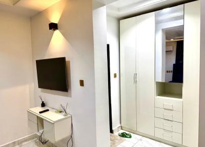 Luxury 2 Bedrooms Flat