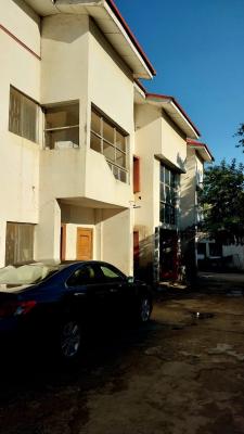 4units 3bedroom and 2units 2bedroom