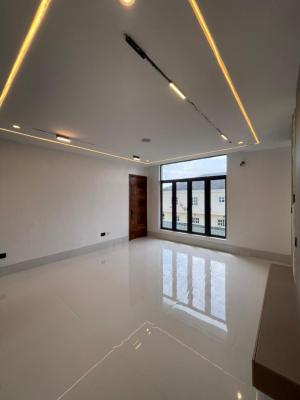 Contemporary 5bedroom Fully Detached Duplex