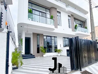 Brand New 4 Bedroom Semi Detached Duplex