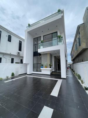 Gorgeous 5bedroom Duplex with a BQ and a Pool