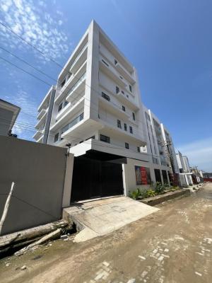 Contemporary 3 Bedroom Maisonette Apartment
