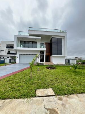 6 Bed Detached Smart Home with, Private Cinema, Pool, and Rooftop