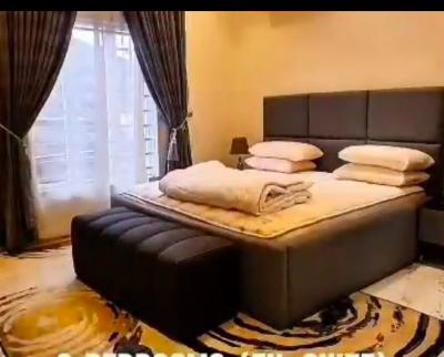 5 Spacious Ensuite Bedrooms - Fully Detached Duplex - BQ