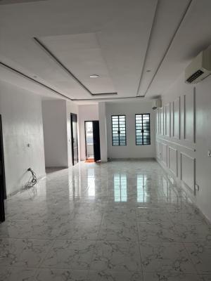 Luxury 3-Bedroom Apartment Wirh Excellent Features