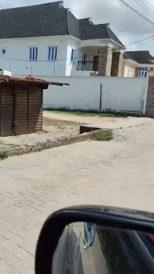 Dry Plot of Land (Corner Piece)