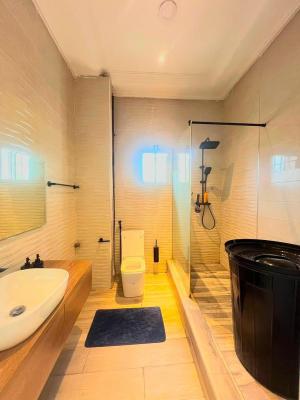 Fully Furnished 3 Bed Apartment with BQ