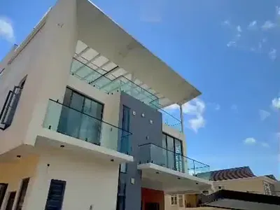 Brand New Exquisitely & Tastefully Built 5 Bedroom Fully Detached Duplex
