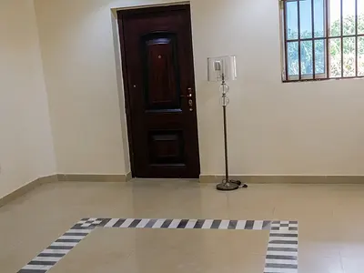 Standard 1 Bedroom Flat Upstairs