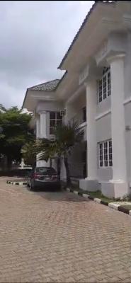A Spacious & Fully Serviced 3-Bedroom Flat + 1BQ