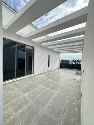 Luxurious 3 Bedroom Penthouse