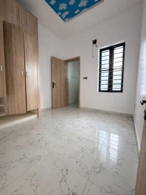 Spacious Room Shared Apartment