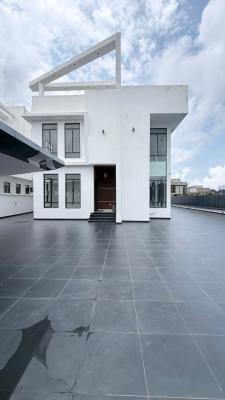 5 Bedroom Fully Detached with Swimming Pool, Gym and BQ