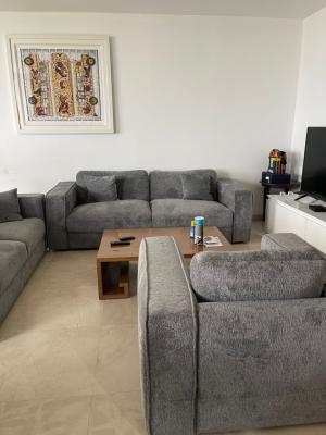 Beautifully Built 3 Bedroom Apartment with BQ