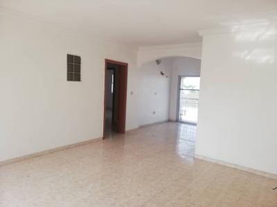 Well Maintained 3 Bedrooms Flat Plus BQ