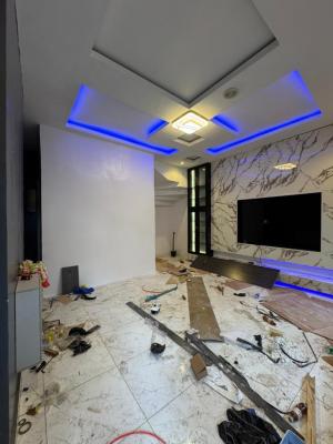 Spacious Room in Shared Apt Swimming Pool, Football Court,