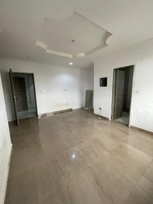 Massive Studio Apartment with Separate Fitted Kitchen