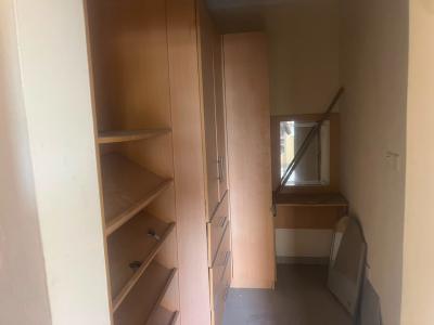Well Renovated 3 Bedroom Apartment