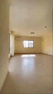 Fully Serviced 3 Bedroom Apartment + Swimming Pool, Gym