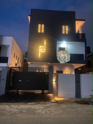 4 Bedroom Semi Detached and Terrace with a Room BQ