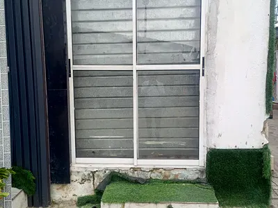 Half Shop