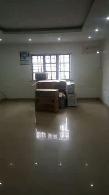 Spacious 3 Bedroom Apartment (Upstairs) on an Estate