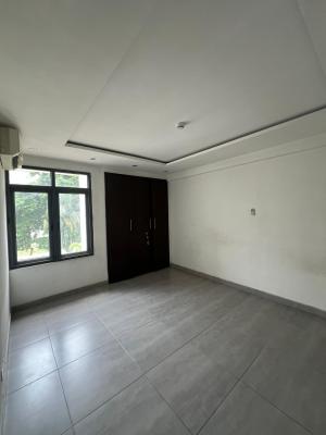 Luxury 2 Bedroom Apartment with 24 Hours Light
