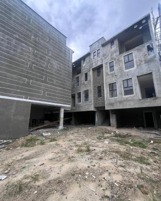 3 Bedroom Maisonnete