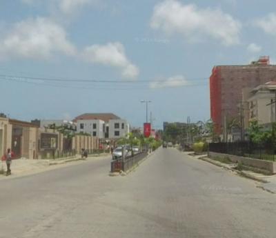 Land Measuring 1, 900SQM