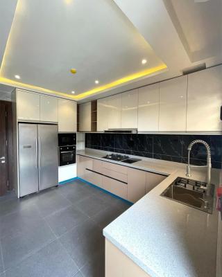 Contemporary 4 Bedrooms Duplex with BQ