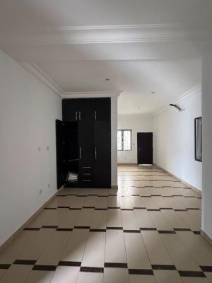 Well Maintained 3 Bedrooms Duplex