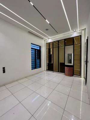 *uniquely Designed 5 Bed Detached Luxury Home with BQ* - Unconvent