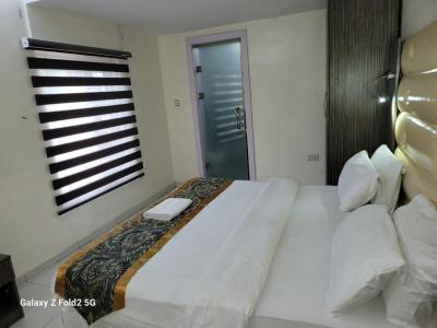 Luxury Furnished and Fully Serviced Mini Flat for 6 Months