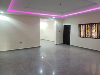 Spacious 3bedroom Flat with BQ