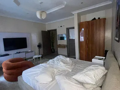 Spacious Miniflat with Separate Kitchen & Balcony