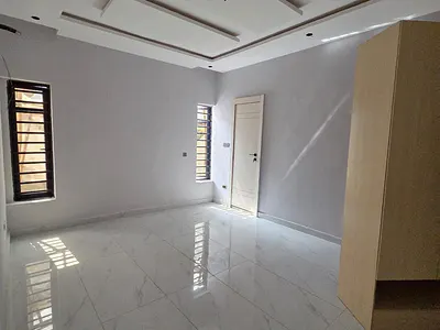 Newly Built 3 Bedroom Apartment with BQ