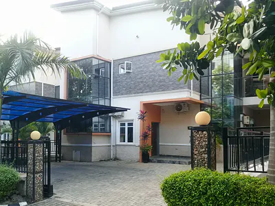 Luxury 4 Bedroom Semi Detached Duplex with BQ