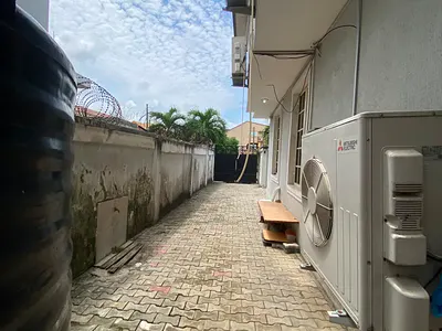 Furnished/Serviced 3bedroom Office Space