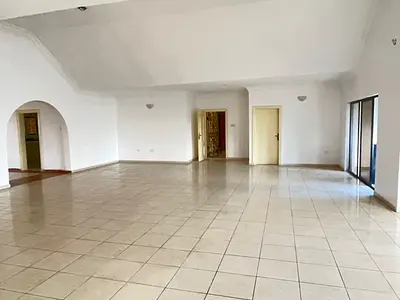 Spacious and Lovely 4 Bedroom Apartment with BQ